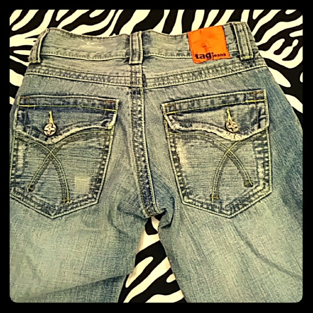 Tag Jeans